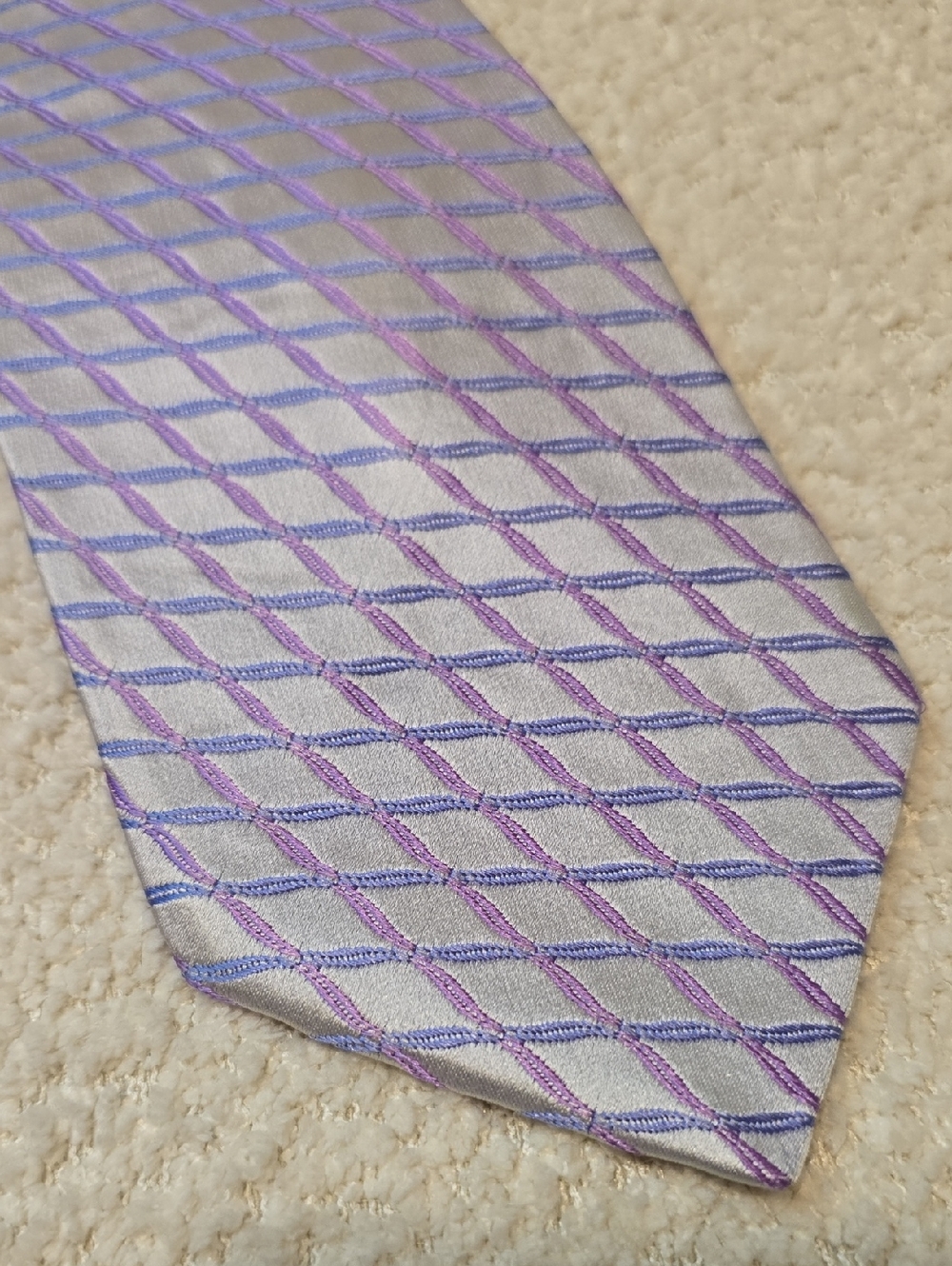 100% Imported Silk Ike Behar Lavender and Purple Diamond-Grid Silk Tie